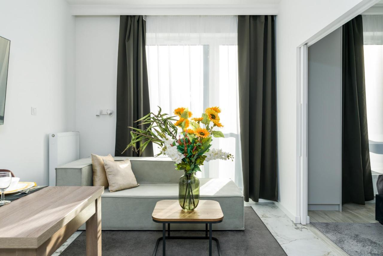 Apartments Poznan Chwaliszewo Residence With Free Garage By Noclegi Renters Eksteriør bilde
