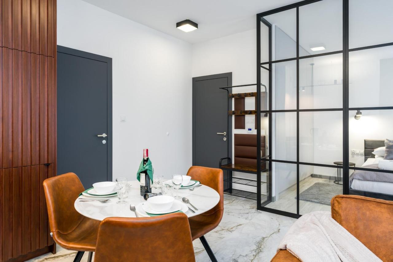 Apartments Poznan Chwaliszewo Residence With Free Garage By Noclegi Renters Eksteriør bilde